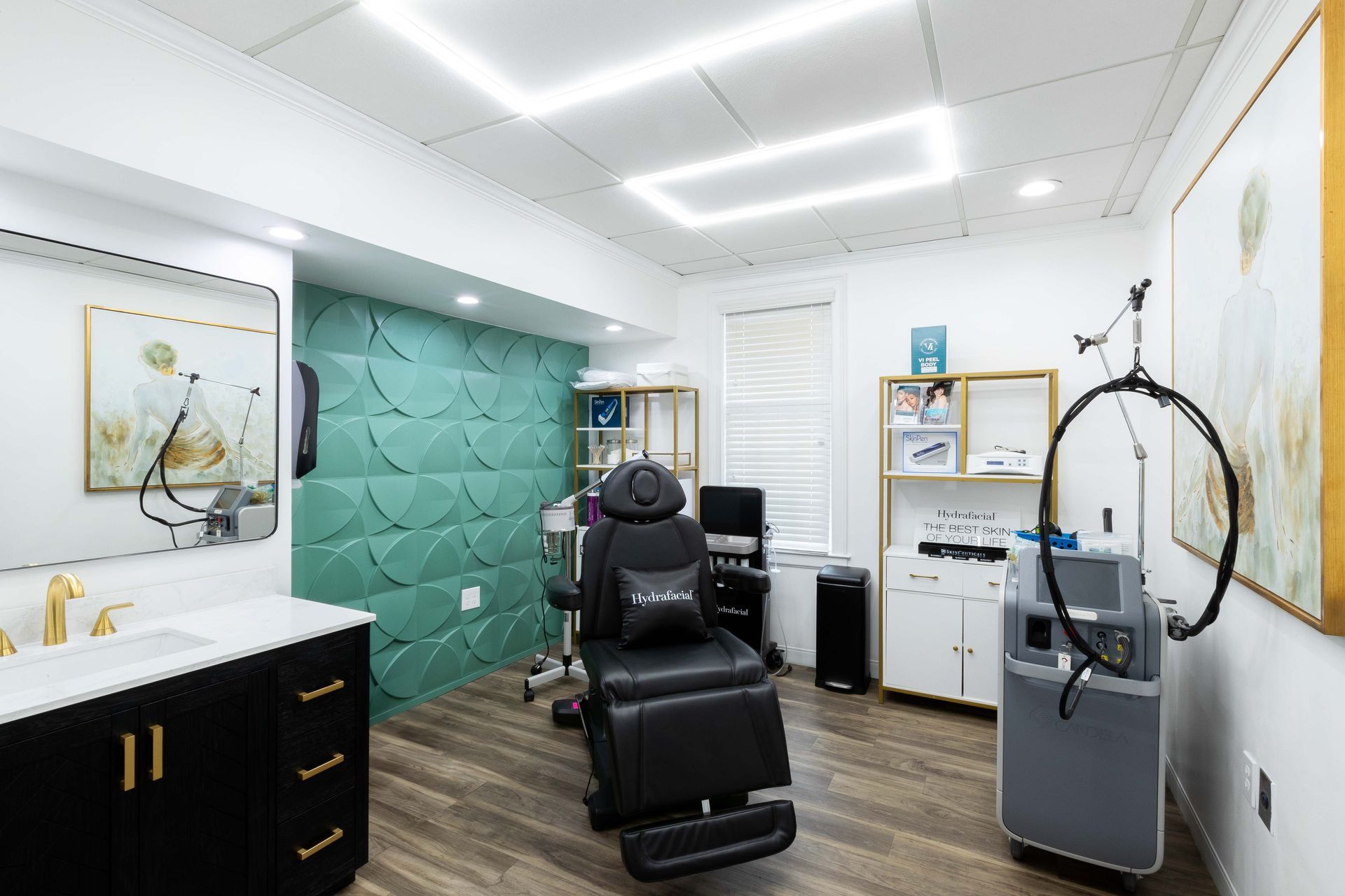 Refined office environment at Plastic Surgery Center of the South