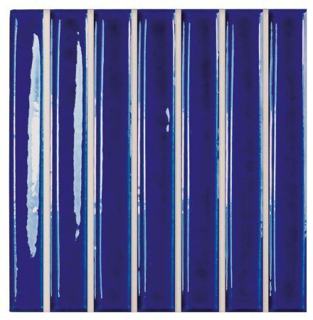 Patrón abstracto de rayas azules y blancas con barras verticales
