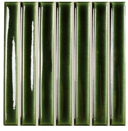 Rejilla o conducto de ventilación vertical verde con listones y siete barras metálicas estrechas.