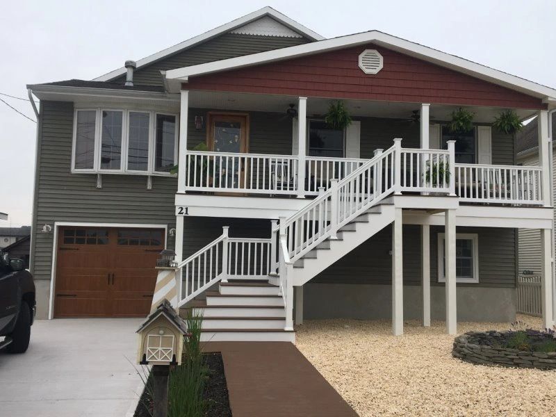 luxury home builder