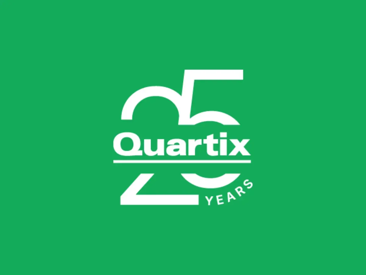 Quartix 25th anniversary logo: White text 