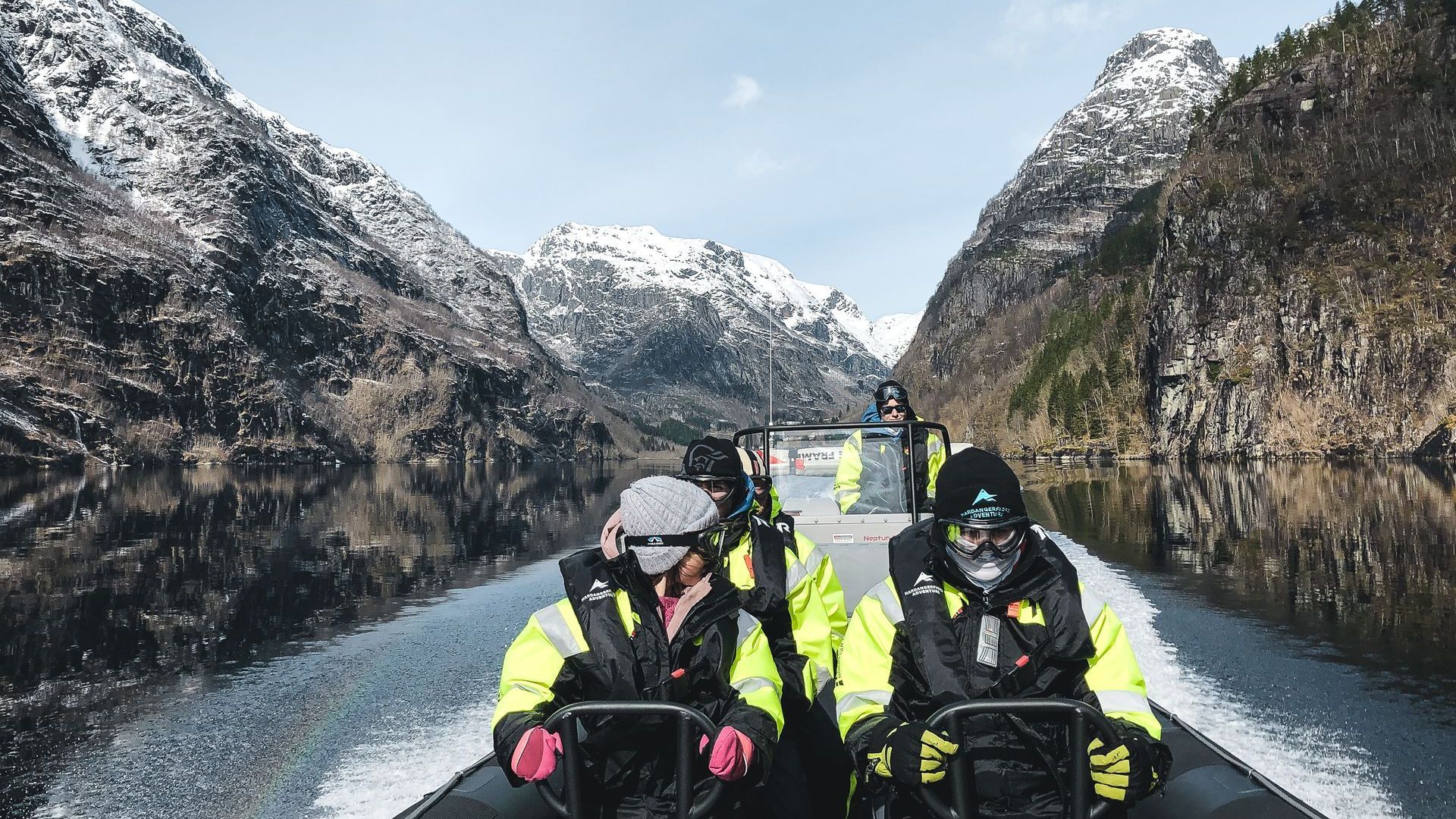 People on a winter RIB safari