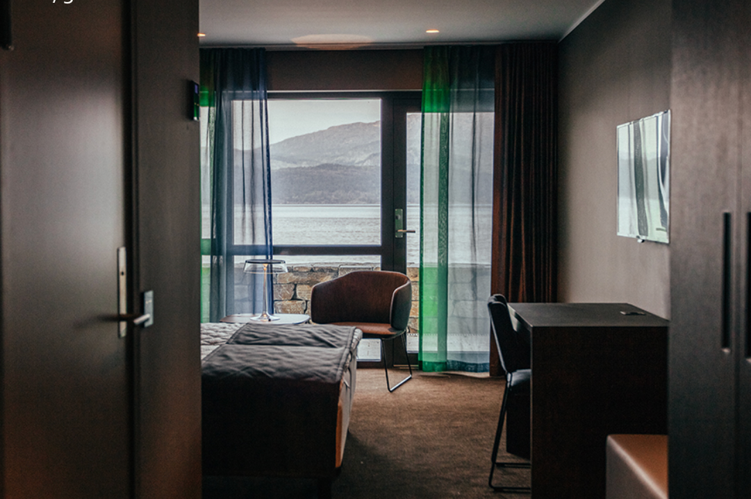 At room with fjord view at Hardanger House in Jondal. A small design hotel by the Hardangerfjord.