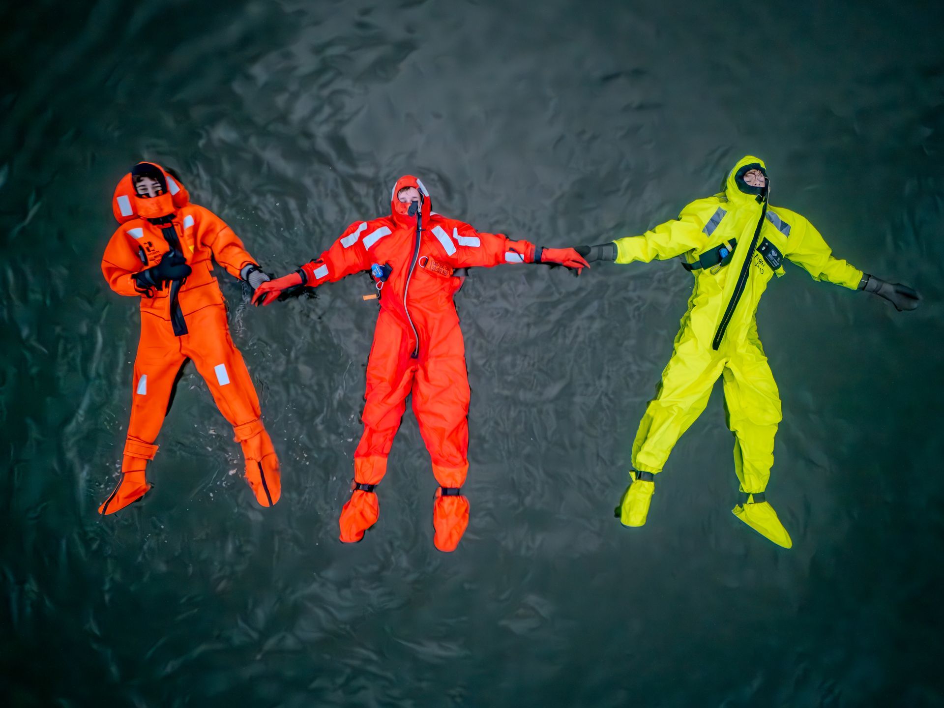 People doing Fjord Floating in the Hardangerfjord