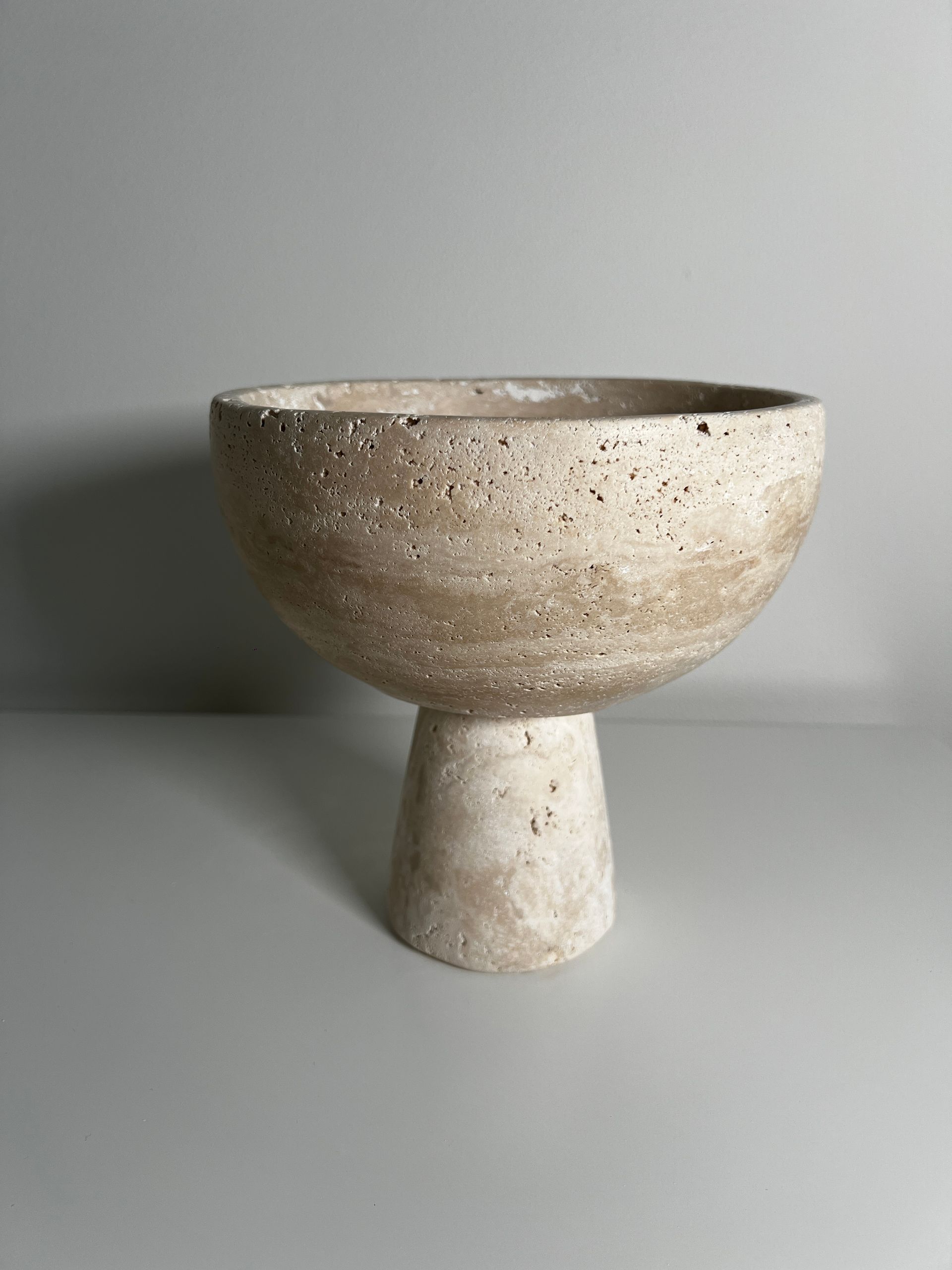 Travertine Bowl 'Pedestra' Medium