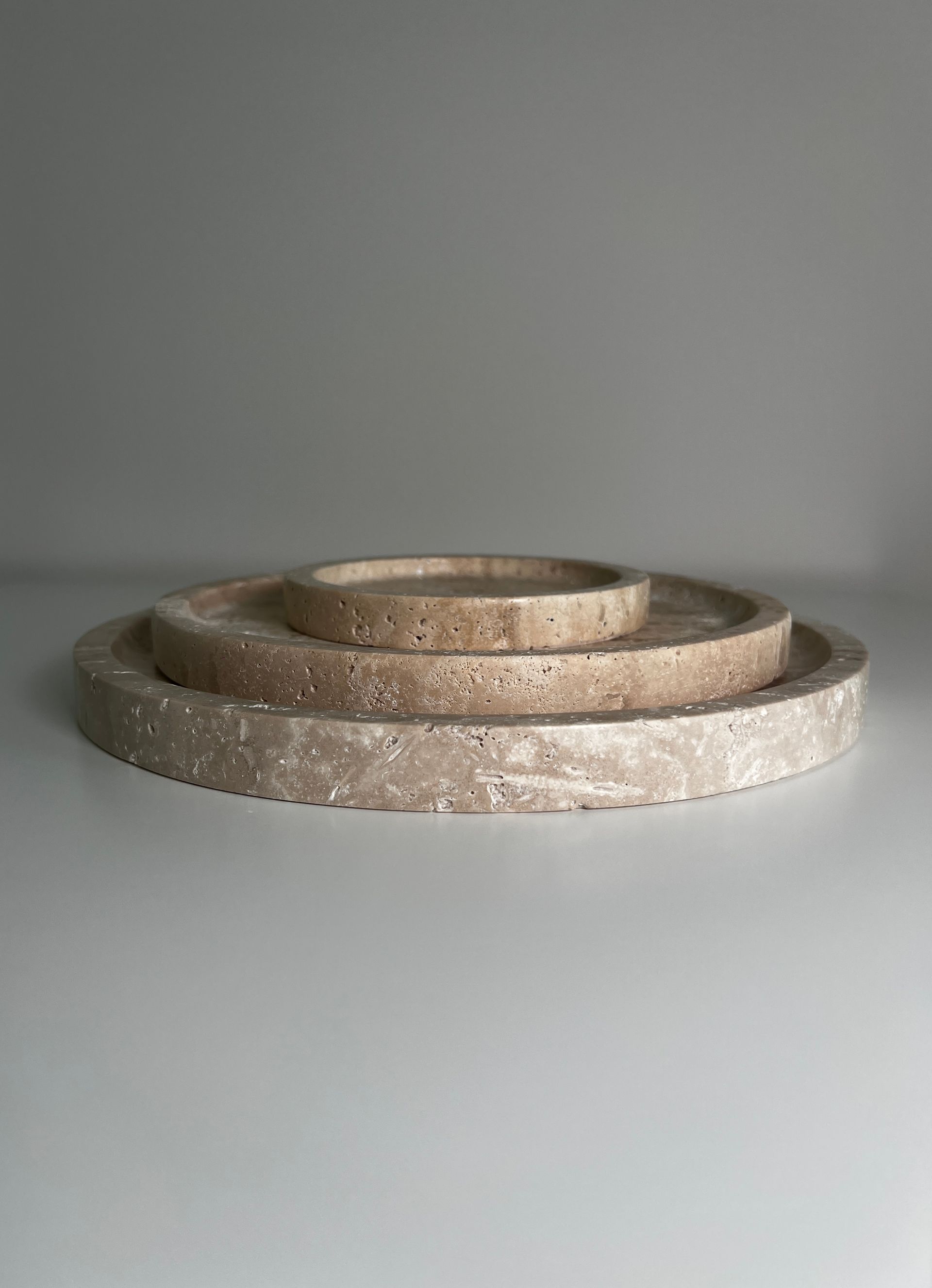 Plates & Dishes