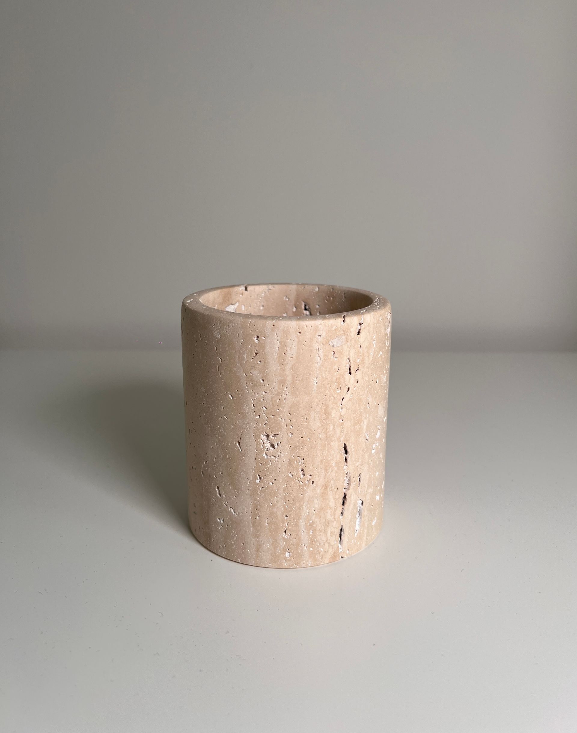 Travertine Jar 'Stretto'