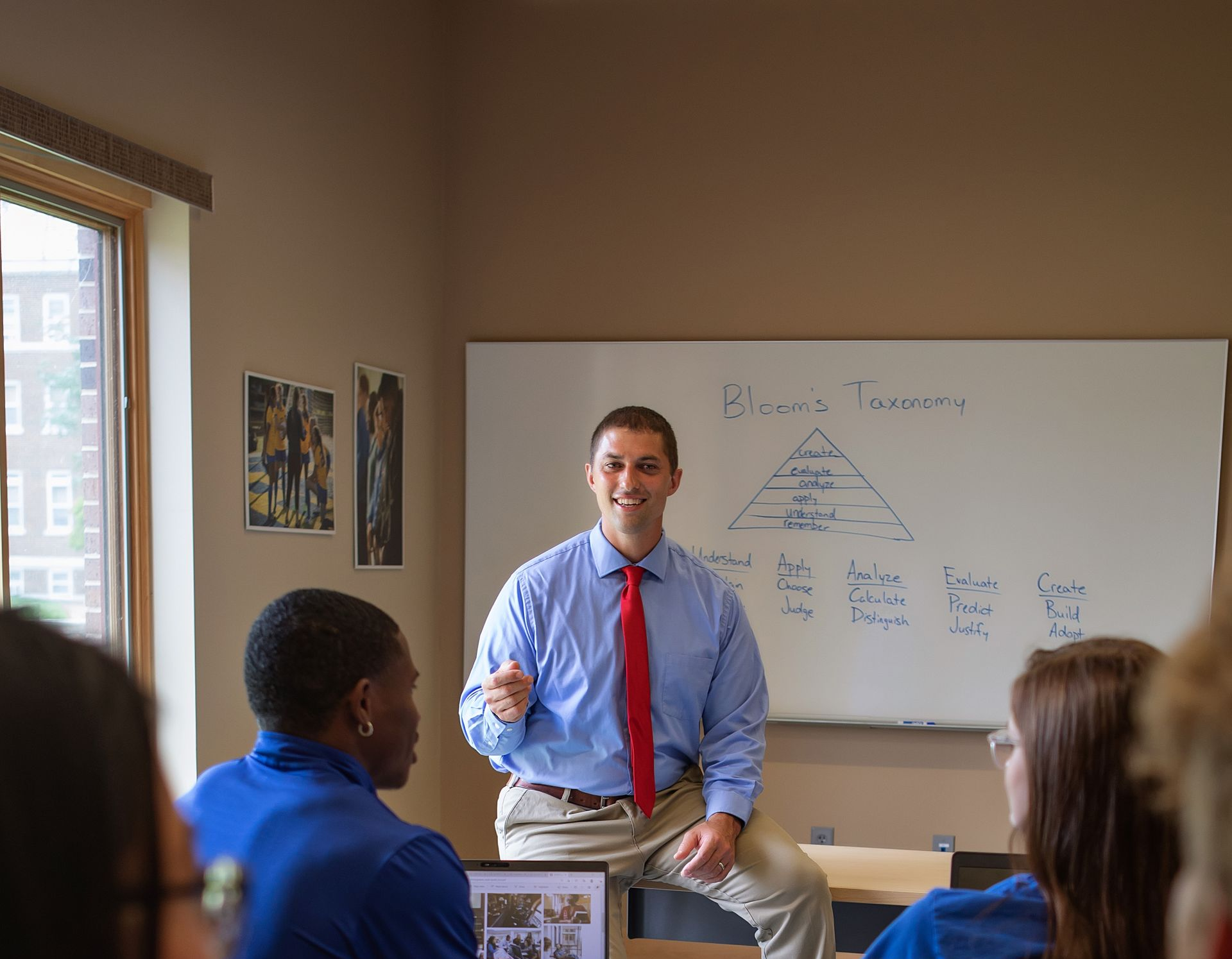 Dr. English Teaching small class