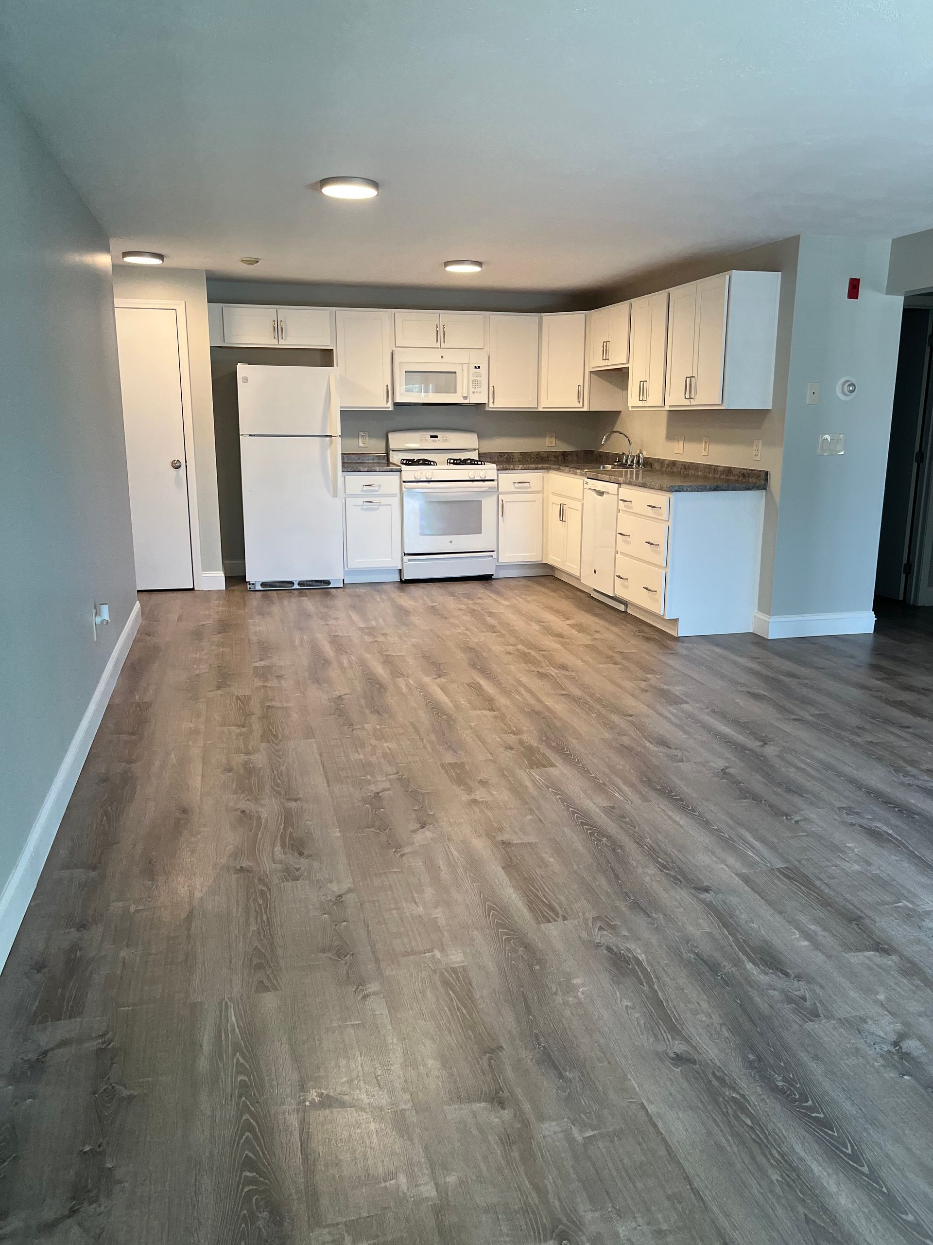 Raymond, NH Apartments for Rent | Branch River Apartments