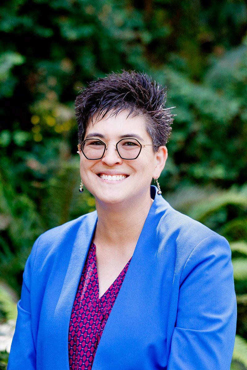 Amanda J. Marshall headshot