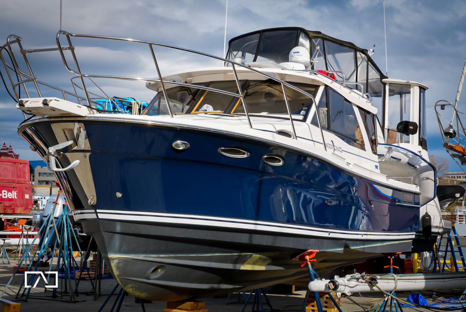 Boat Cut and Polish and ceramic coating. 