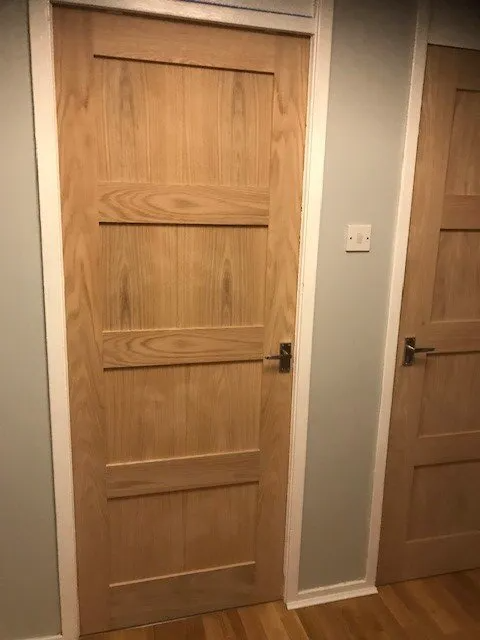 A large wooden kitchen 