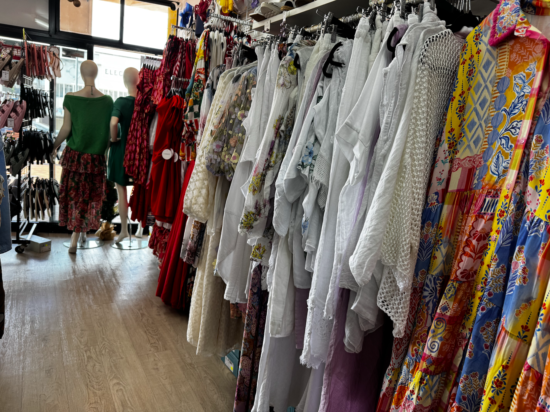 Light Coloured Clothes— Zest Boutique in Yeppoon, QLD