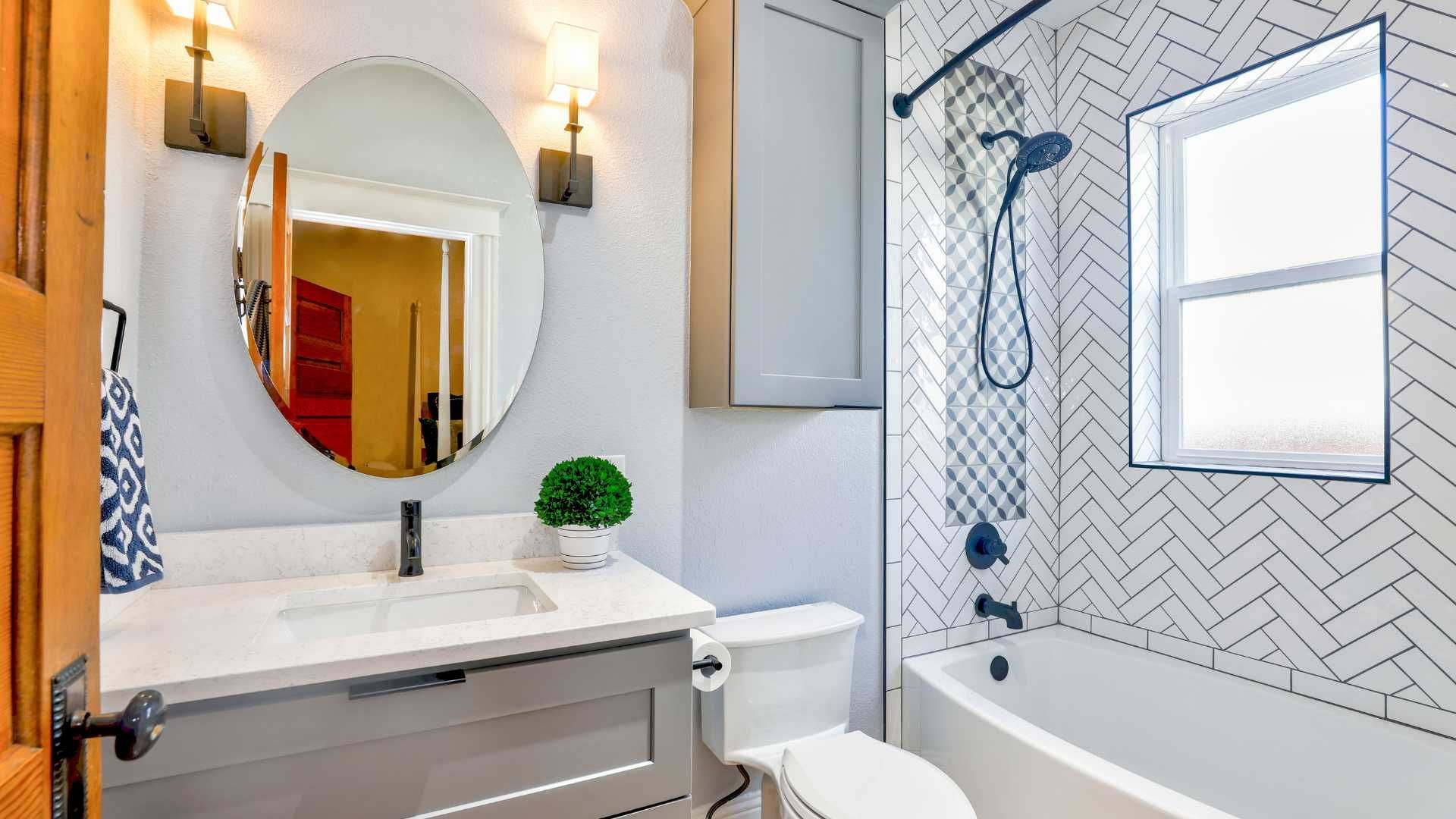 round mirror in bathroom