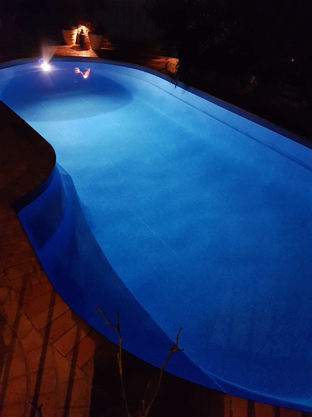 Vinyl liner replacement for inground pool