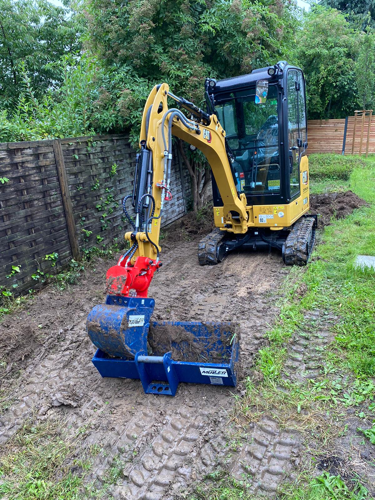 Minibagger im Gartenbau