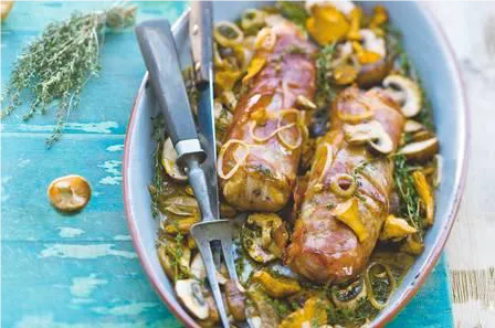 Varkenshaas met ham en paddenstoelen