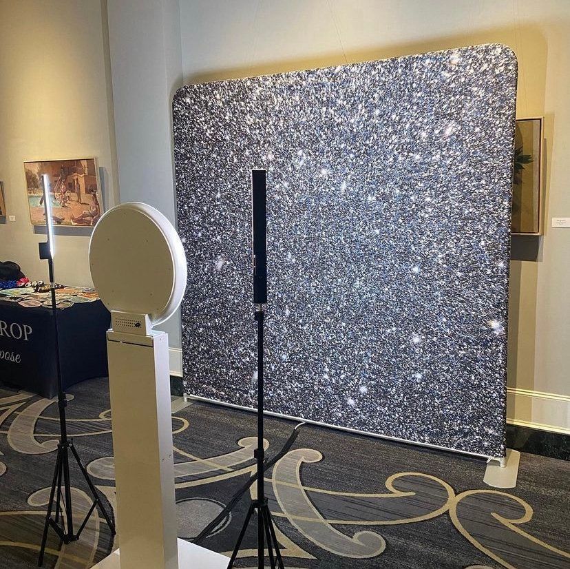 customizable photo booth