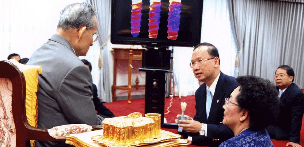 พัฒนารากฟันเทียมไทย โดยคนไทย เพื่อคนไทย ตั้งแต่ปี 2548