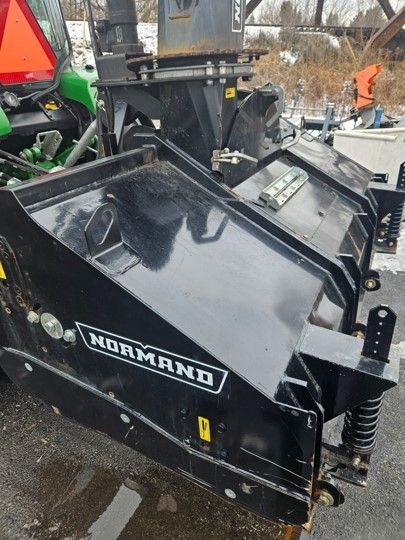 Normand Inverted Snowblower with Viper Cutting Edge
