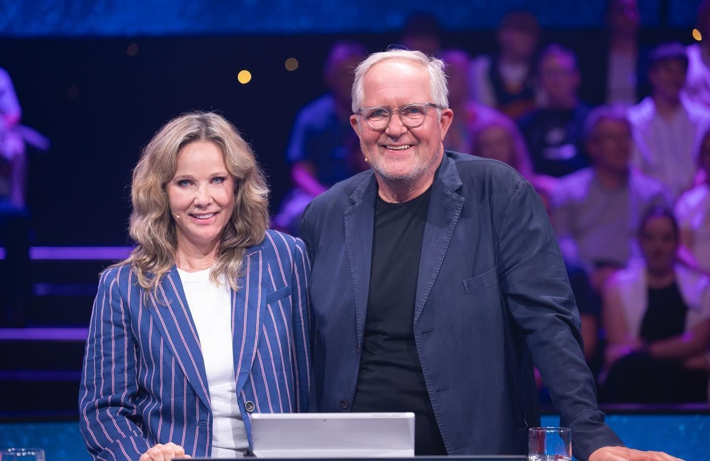 Unsere Schirmleute Ann-Kathrin Kramer und Harald Krassnitzer bei Terra X