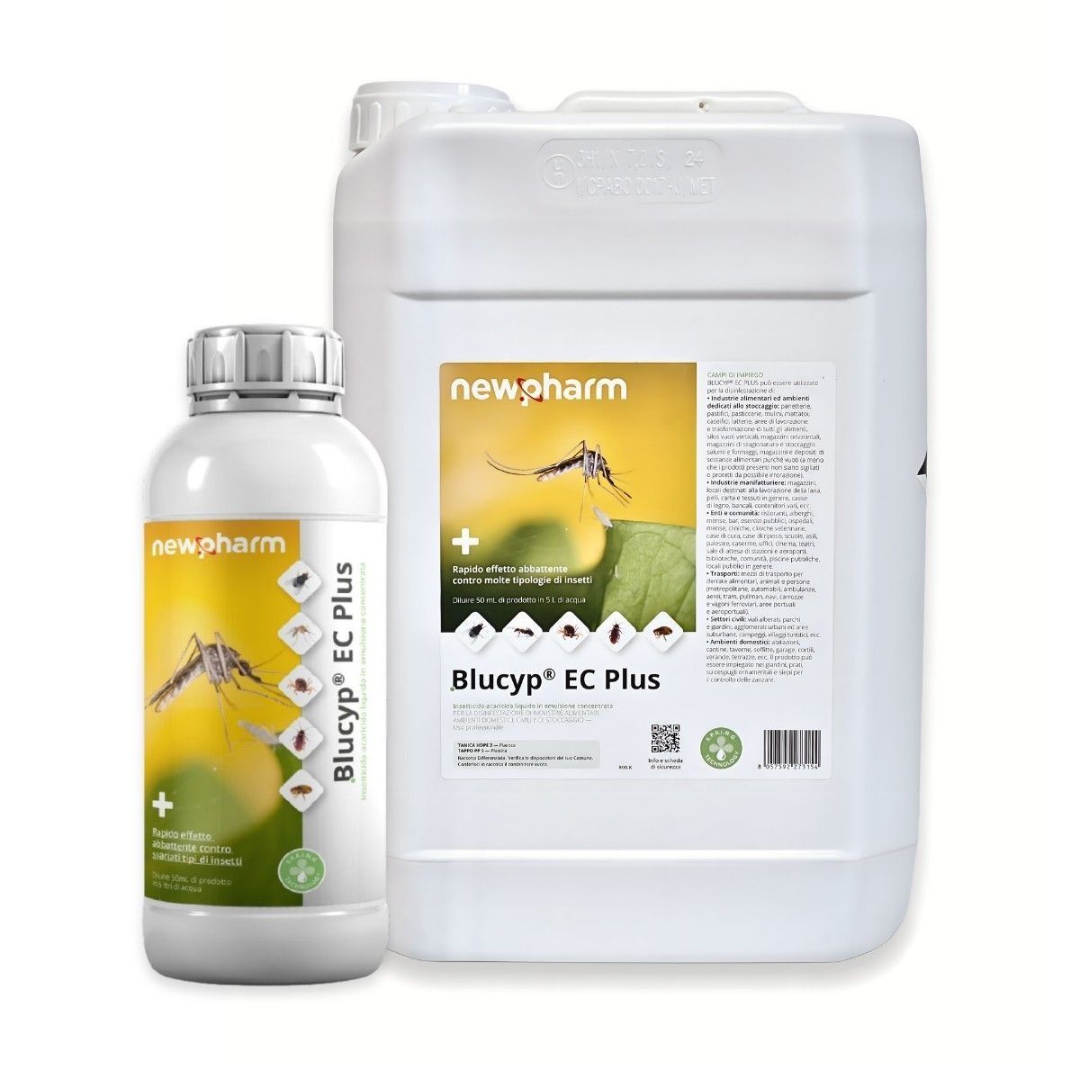 Due contenitori di pesticida Newpharm Bluepyc Plus, una bottiglia piccola e una tanica grande, con etichette giallo-verdi.