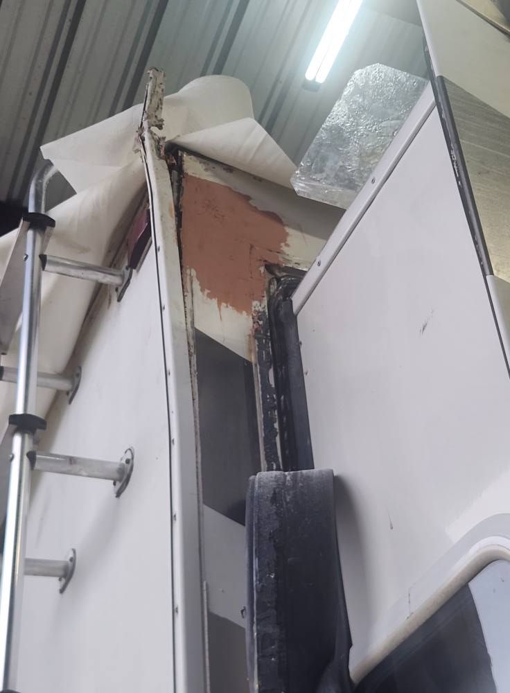 Slide-out repair & gasket replacement