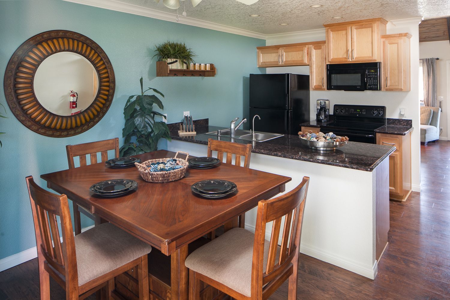 Sliding Photo Gallery Displaying Apartment Features