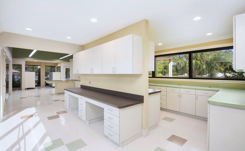 Countertops — Custom Kitchen Cabinets in Sarasota, FL Countertops — Custom Kitchen Cabinets in Sarasota, FL