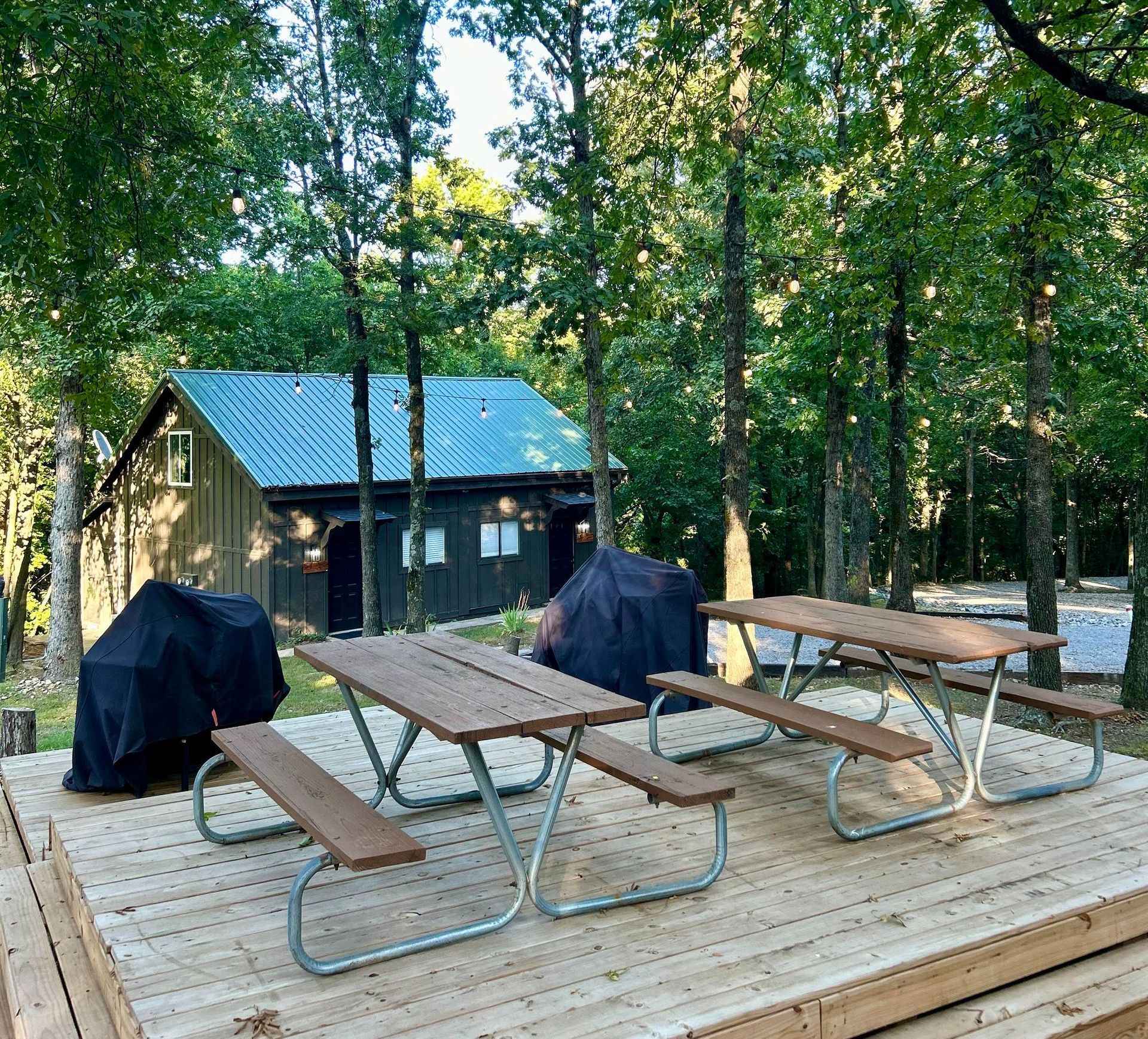 RV camping in Northwest Arkansas at Rustic Ridge Retreat