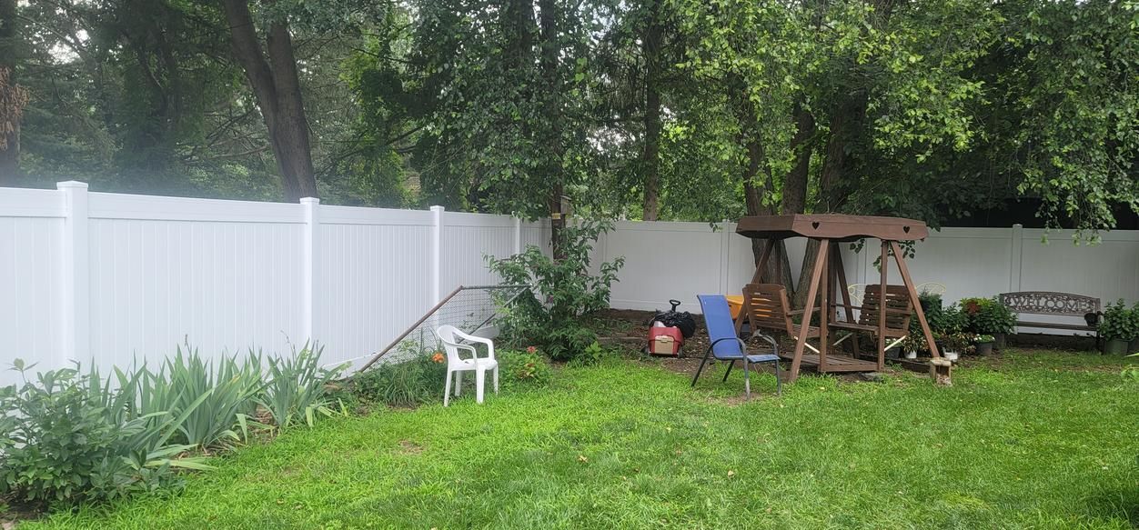 Vinyl Fence Gallery