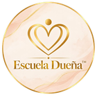 Logotipo de corazón dorado con “Escuela Dueña” sobre un fondo circular rosa pálido.