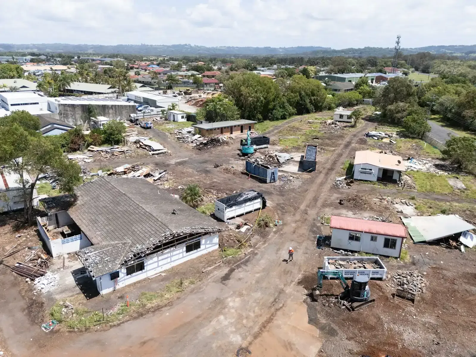 Side Eye View Of A Domestic Section On A Street - Northern Rivers Demolition & Asbestos