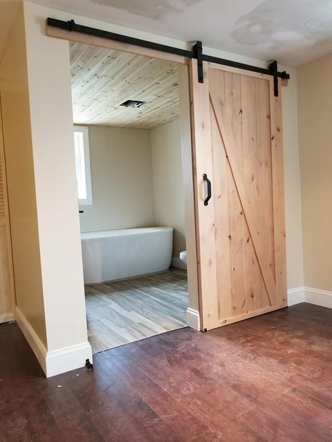 Sliding wood barn door