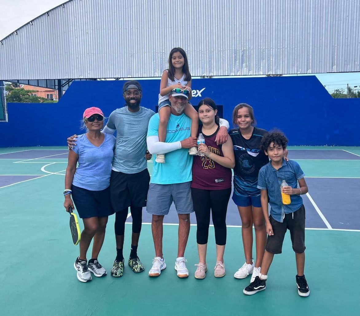 picklball players in from playa del carmen picklball club helping local kids in playa del carmen, MD
