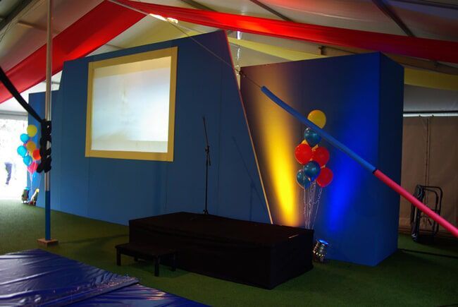 Blue Stage with A Screen — Rme in Sapphire, NSW
