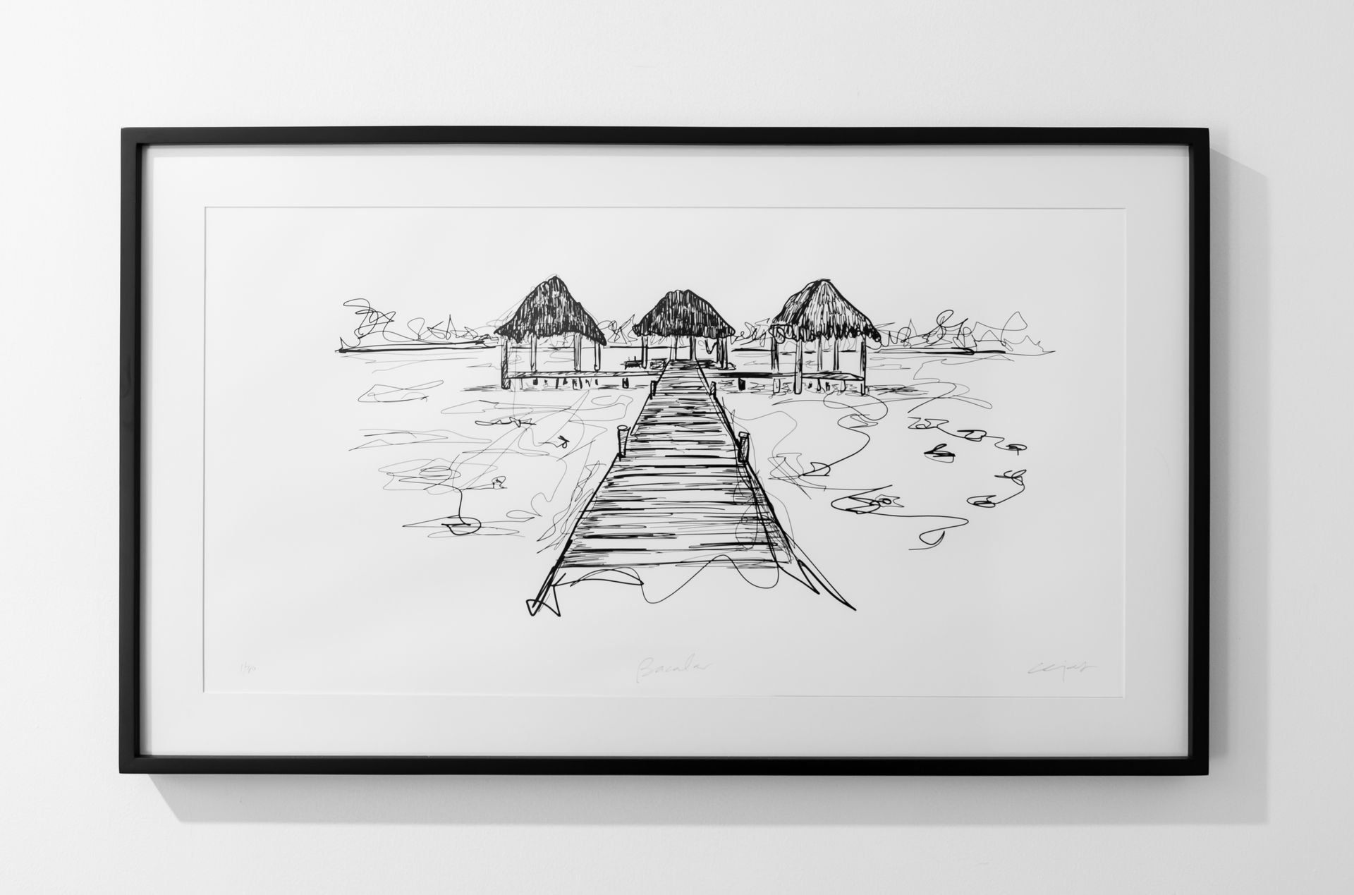 Un dibujo en blanco y negro de un muelle con chozas de paja encima.