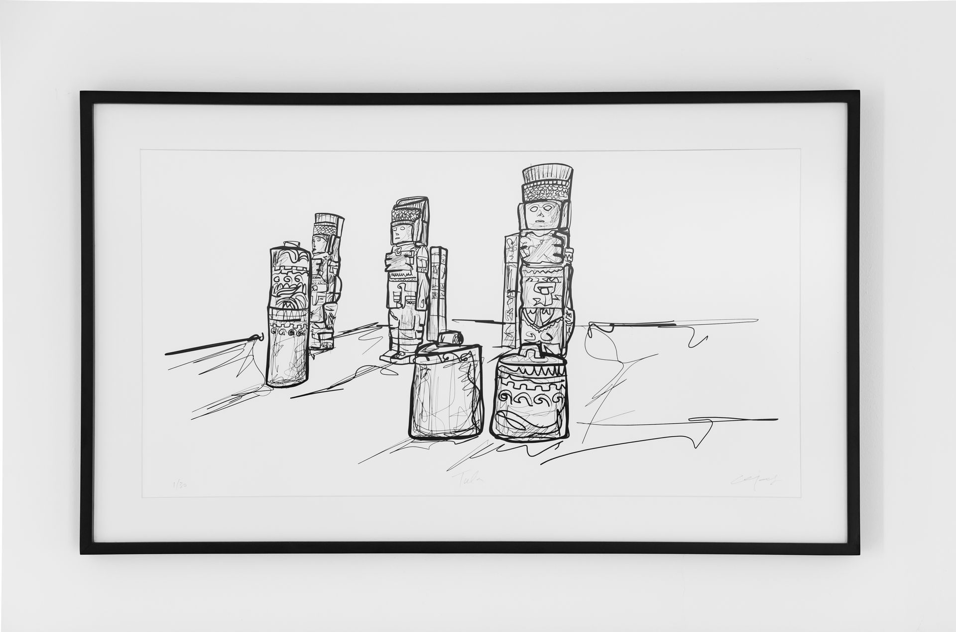 Un dibujo en blanco y negro de una fila de botellas colgadas en una pared.