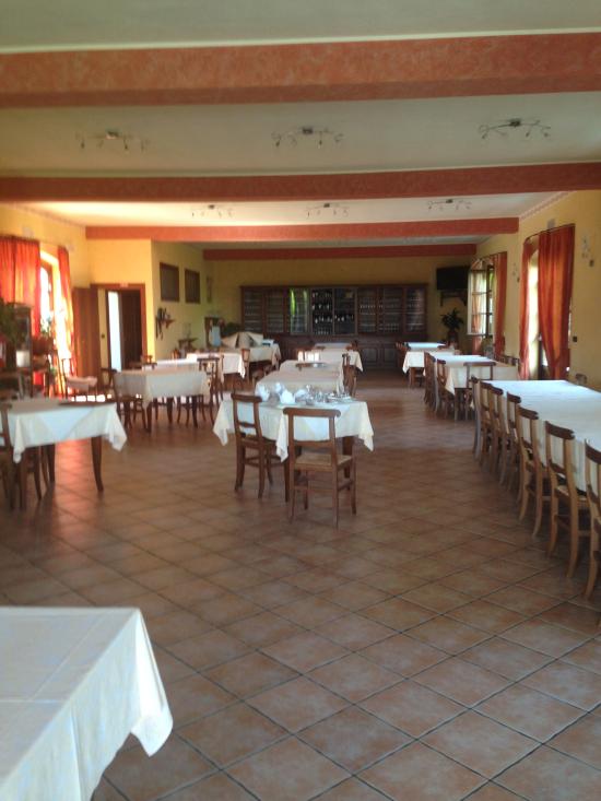 ampia sala interna