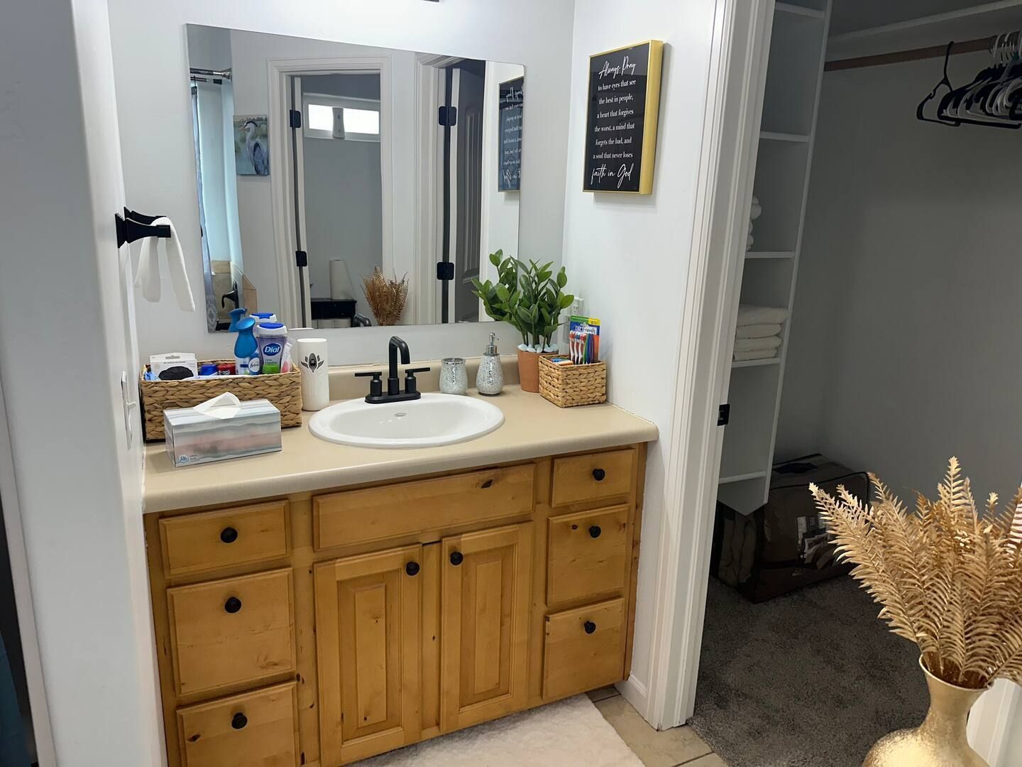 Full Bathroom 2