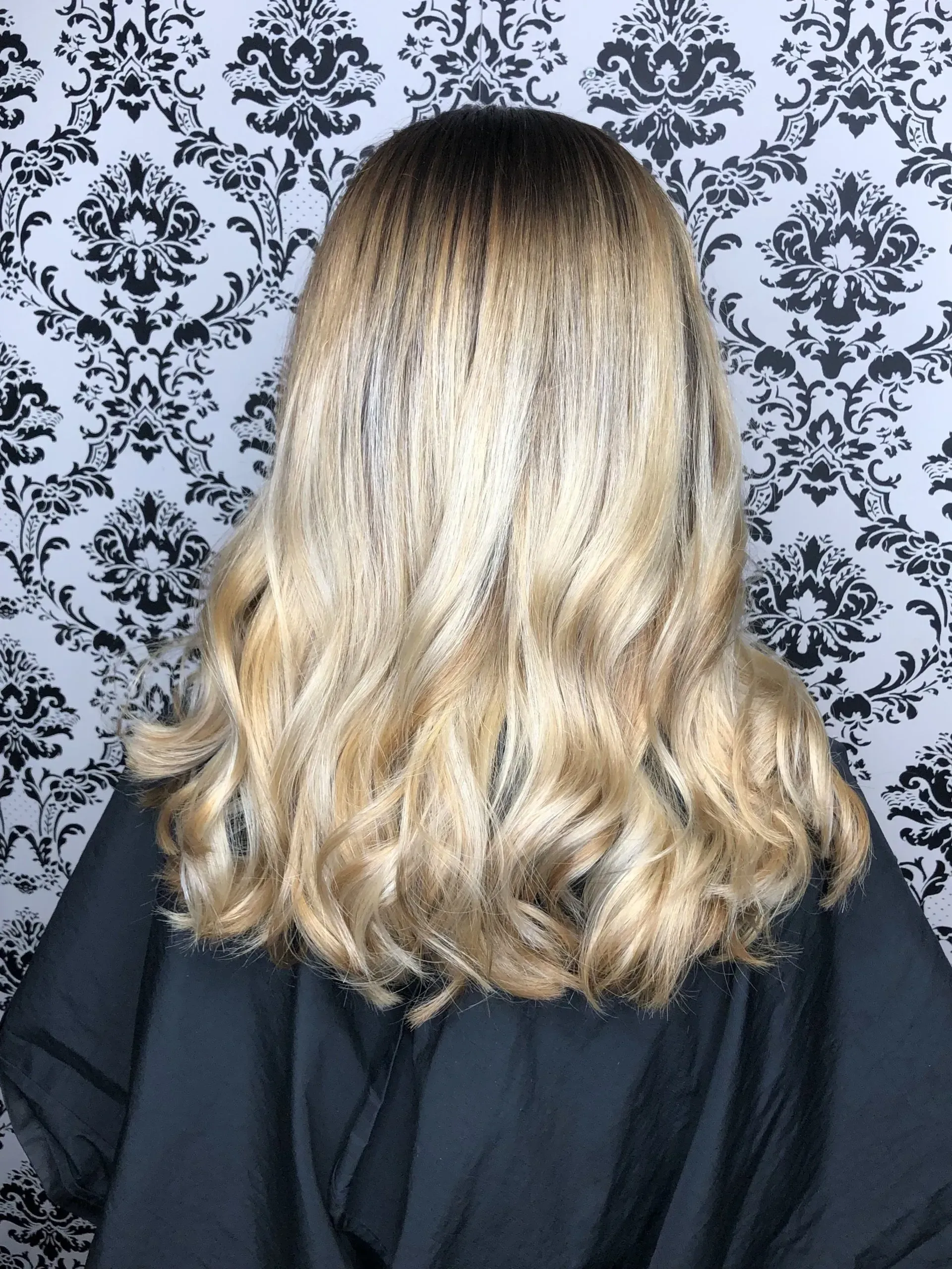 Woman with Blond Hair — Oceanside, NY — Colori Bella Hair Studio