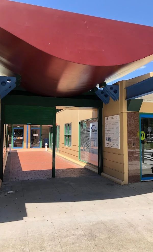 Covered walkway to Royal Traralgon Medical Centre