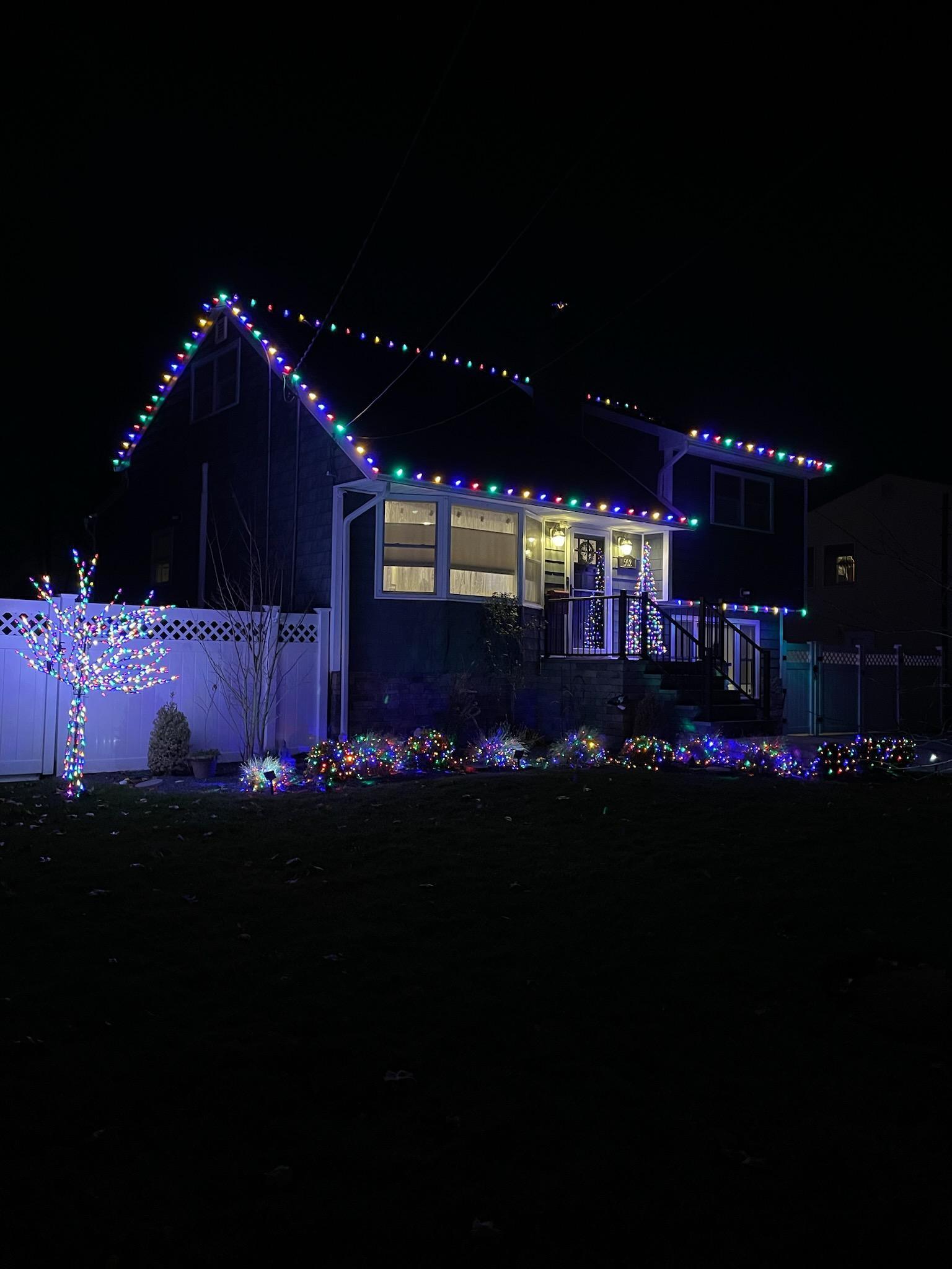 Residential Christmas Lighting Installation