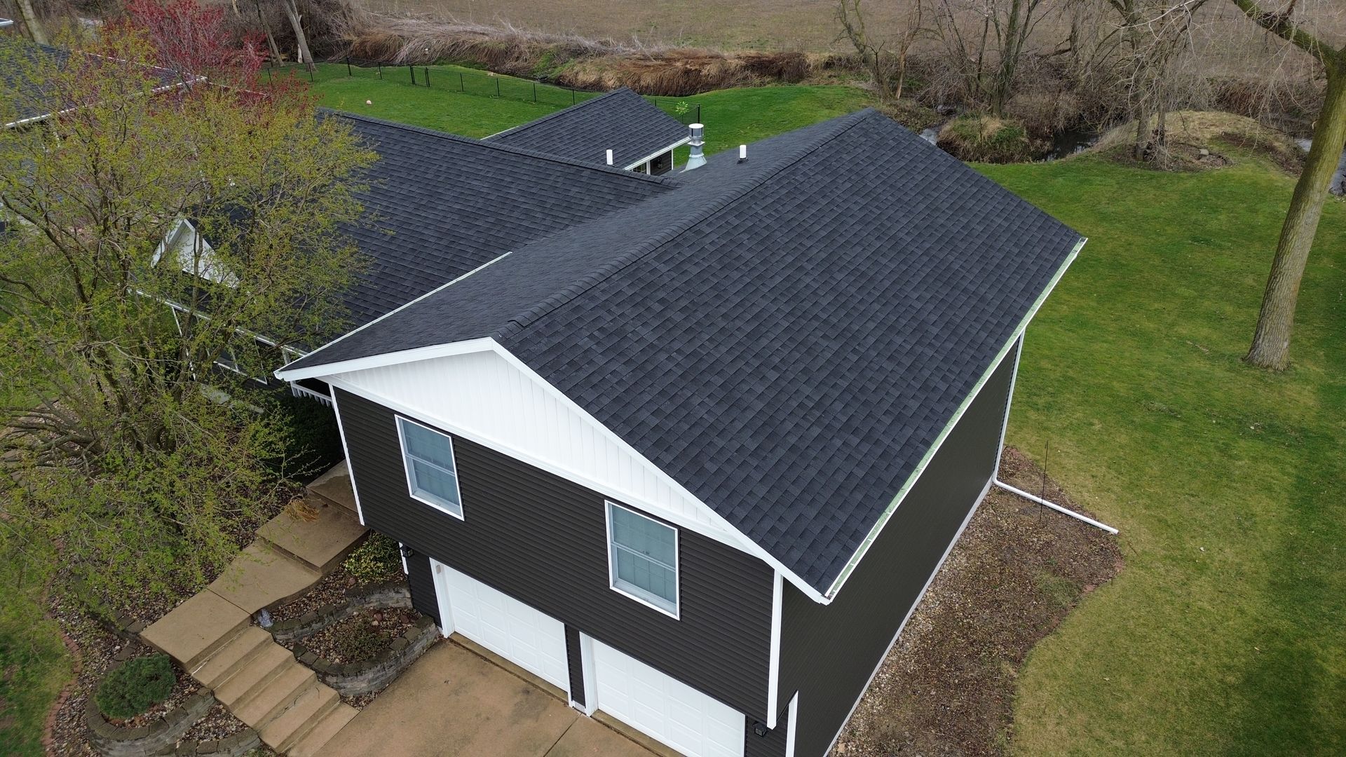 House Roof — Tipton, IA — Meeks Construction Inc.
