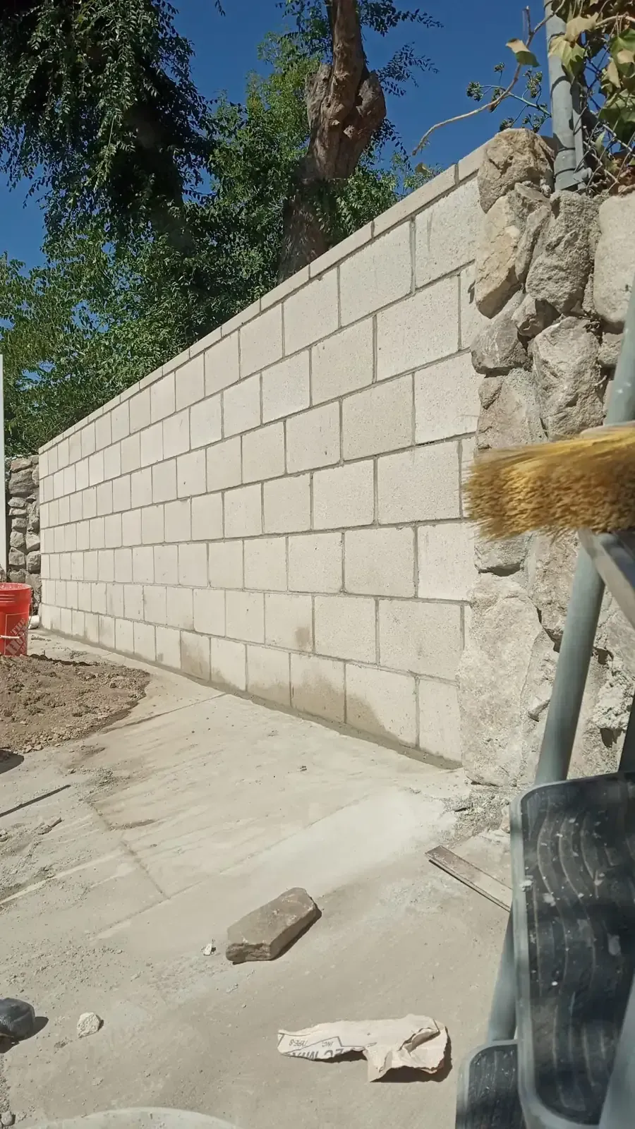 When You Need Concrete Block Walls Service