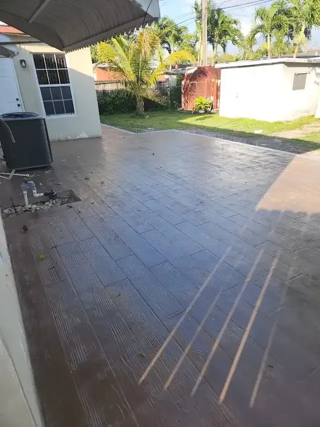Residential concrete contractor in Stonehaven Estates