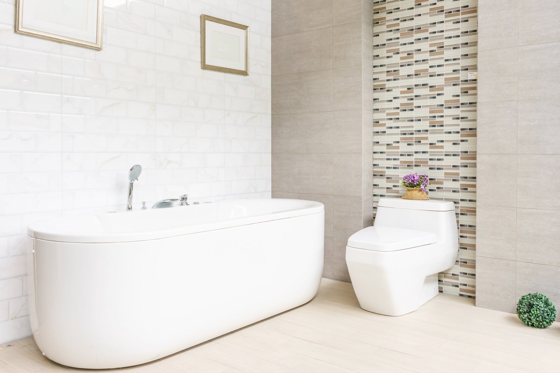 bathtub replacement services in Derry