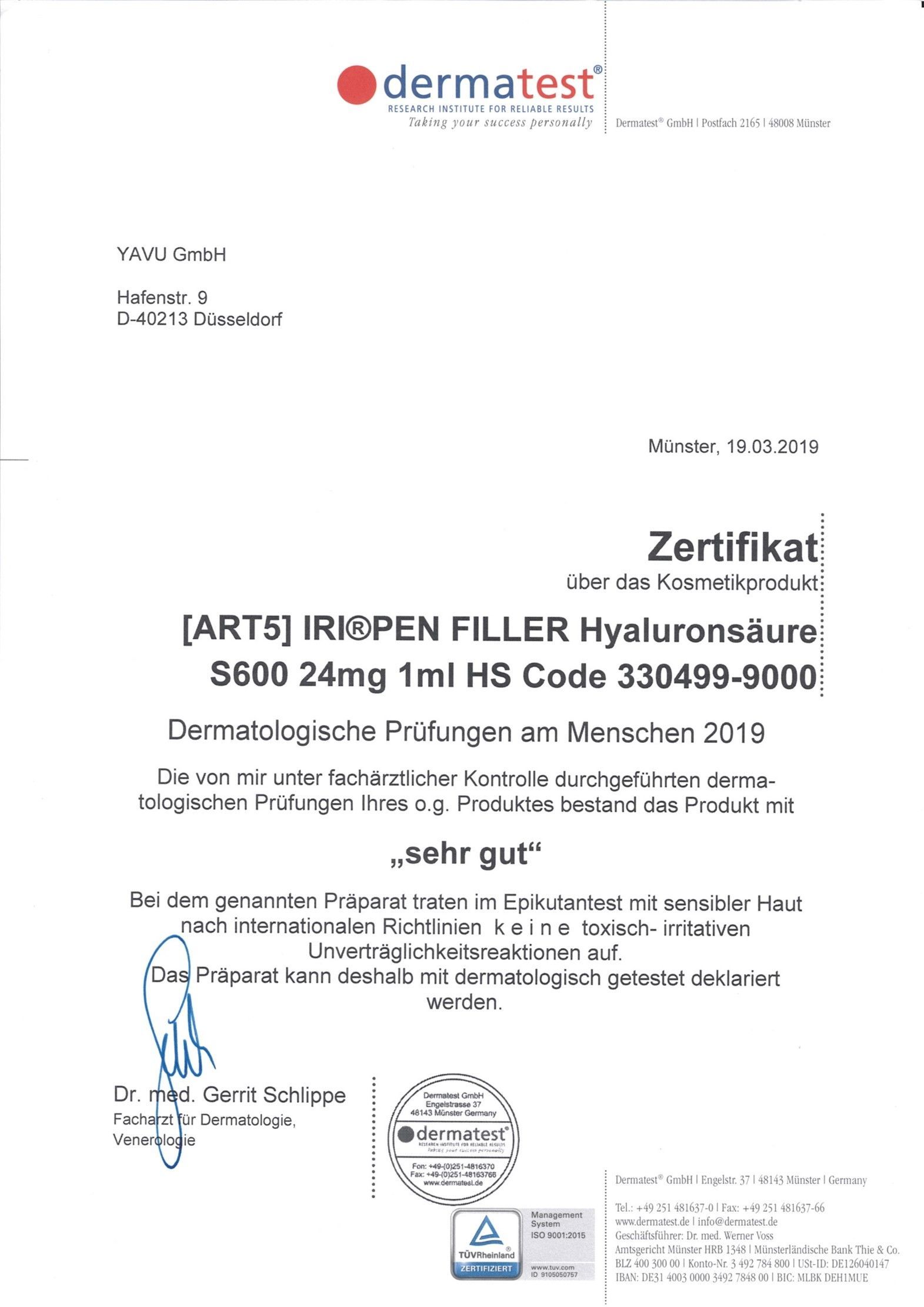 Ein Zertifikat für ein Produkt mit einer Unterschrift darauf.