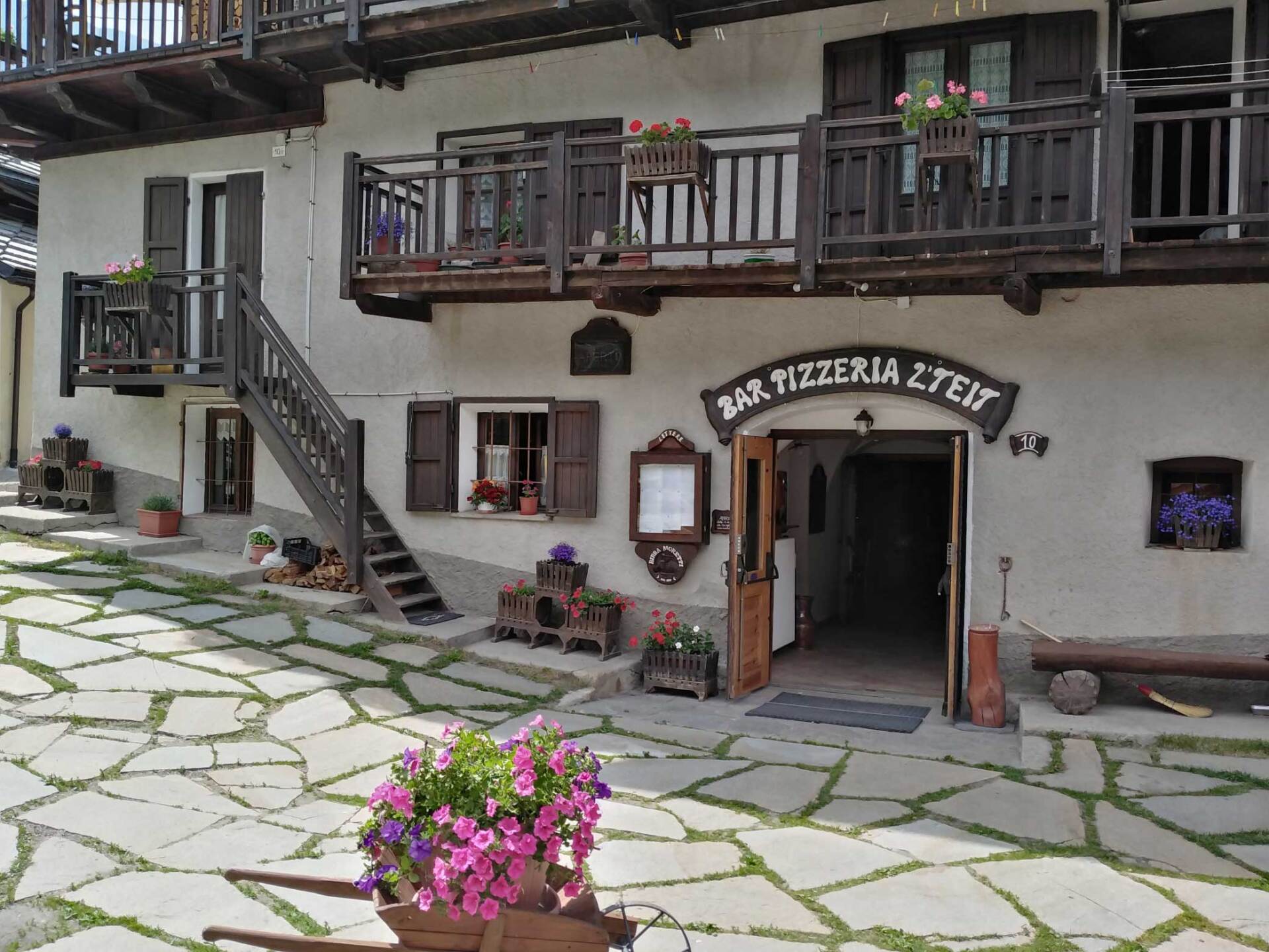 ristorante trattoria