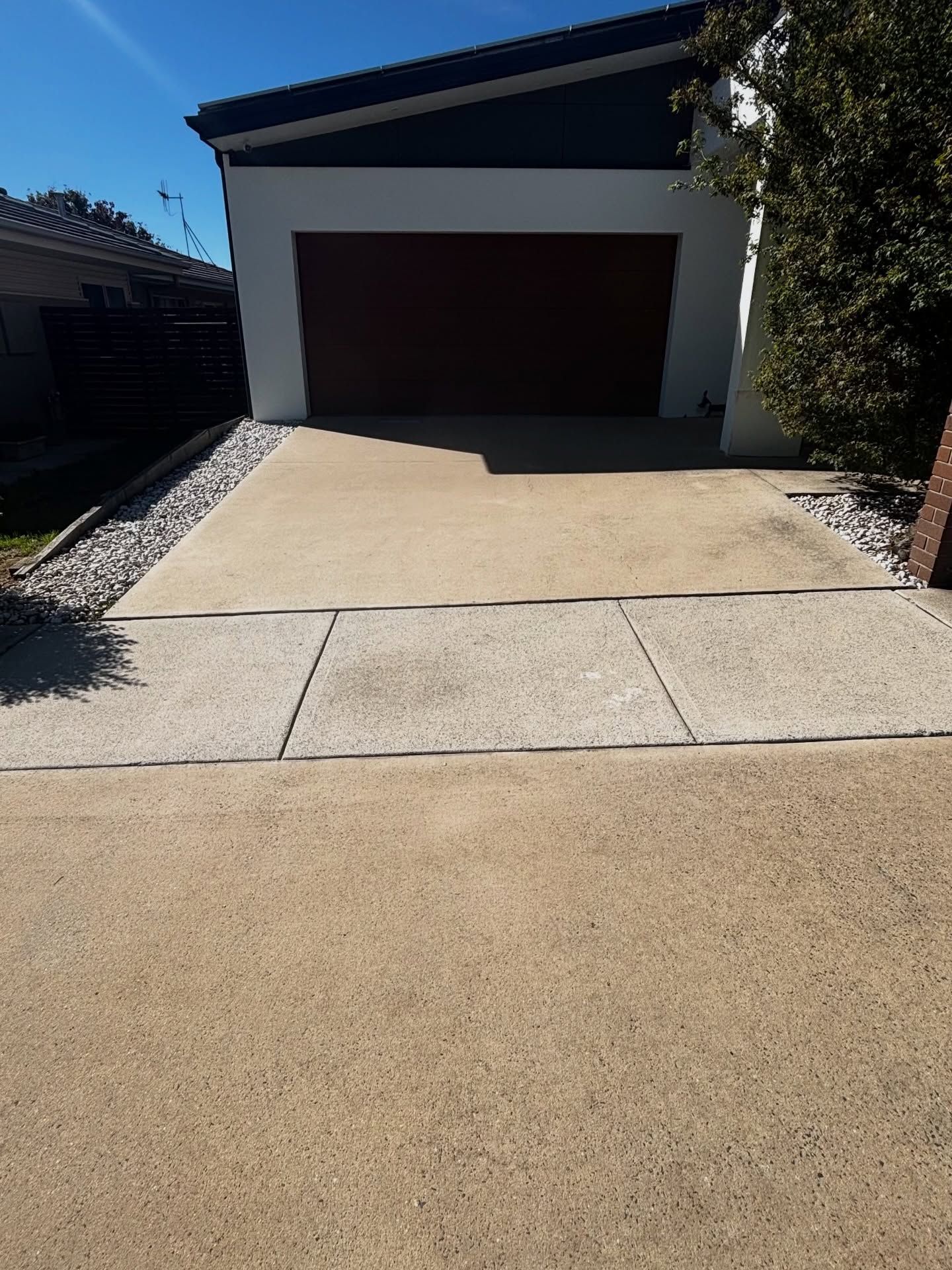 Result Cleaning Driveway — Pressure Perfect Cleaning Solutions in Symonston, ACT